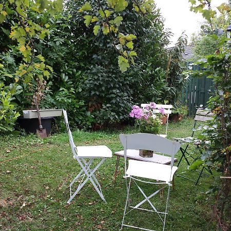 B&B Aan De Limes In Maurik Exteriör bild